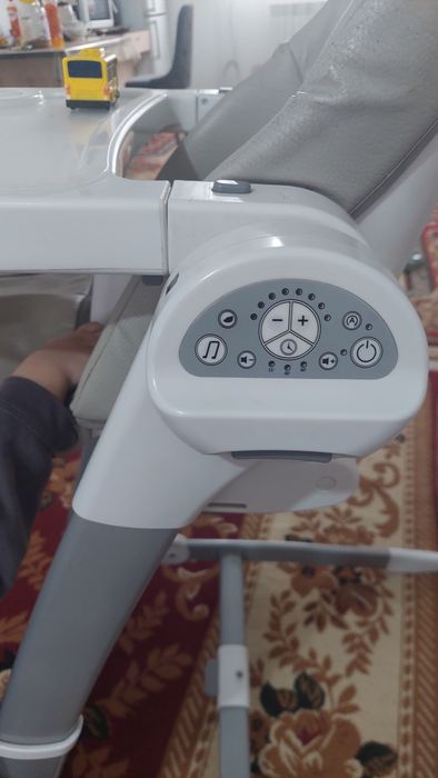 Стульчик-качеля для кормления 3в1