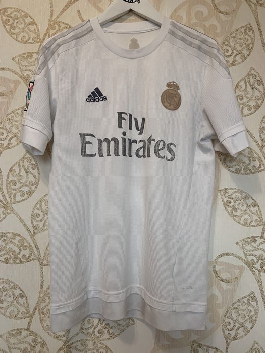 Футболни тениски