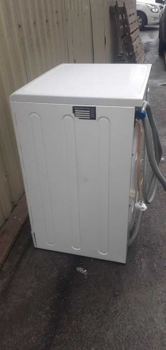 стиралная машина автомат Индезит