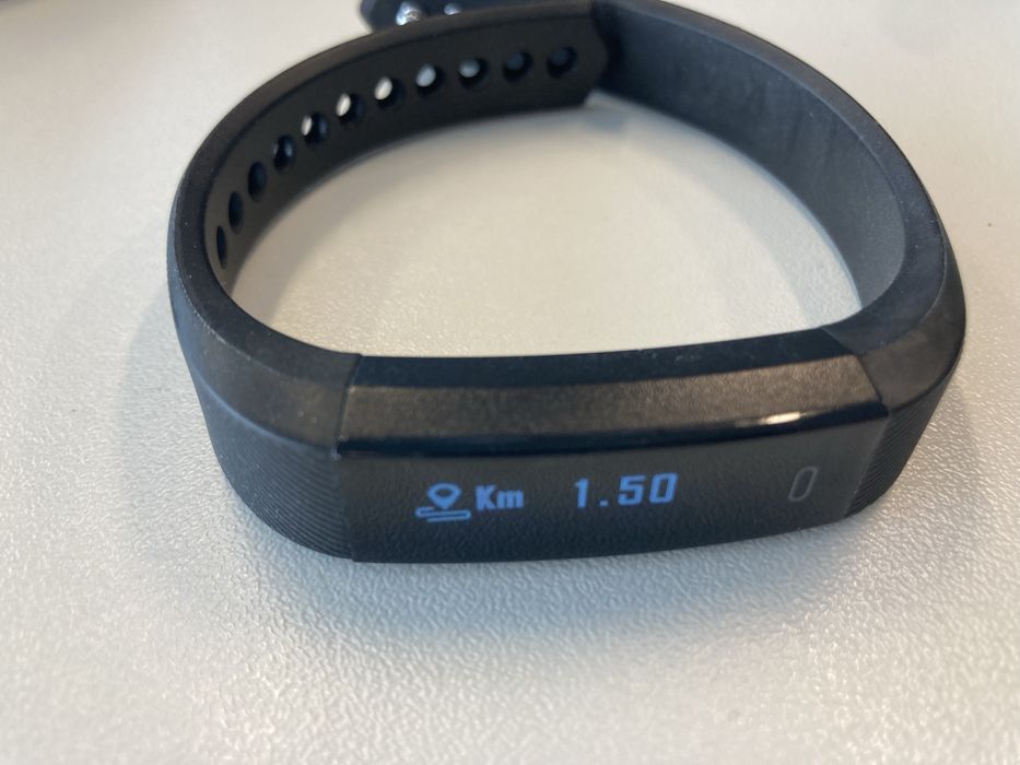 Смарт гривна Hama - Fit Track 1900,отлична