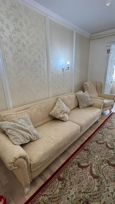 Продам диван с креслом