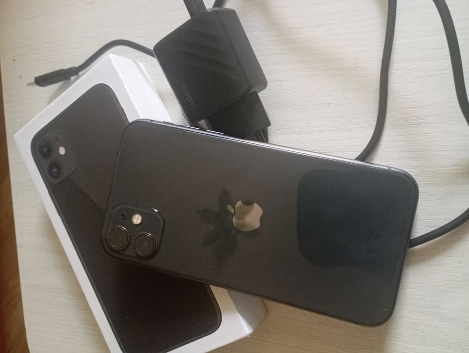 iPhone 11 128gb.