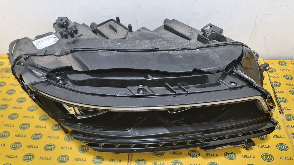 Far full led dreapta VW Tiguan 2 5n 5NB941082D avariat spart