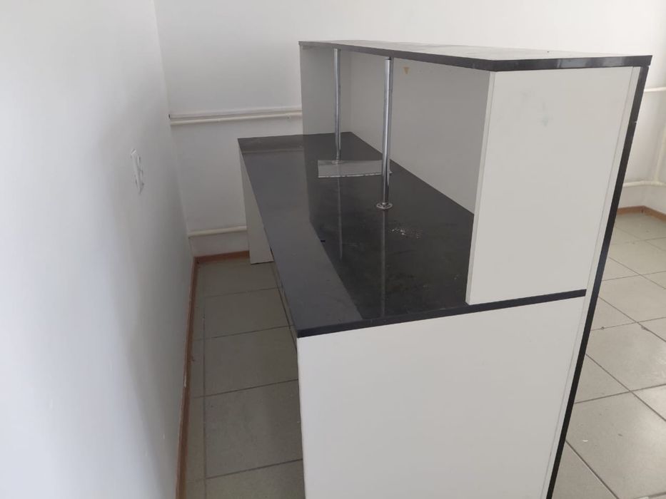 Продам барную стойку бу