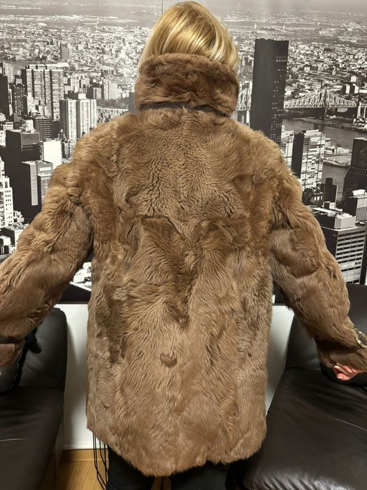 Vand scurta din blana de vitel