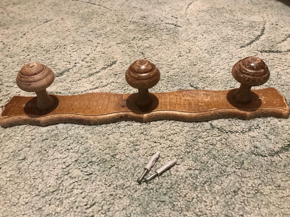 6бр стари френски закачалки от дърво масив за стена