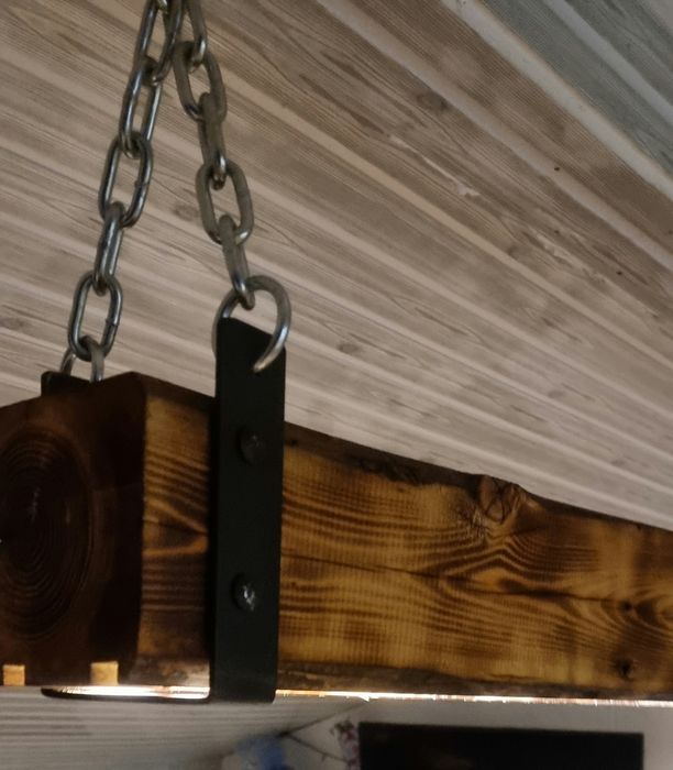 Vând candelabru rustic realizat manual, perfect pentru a crea o atmosf