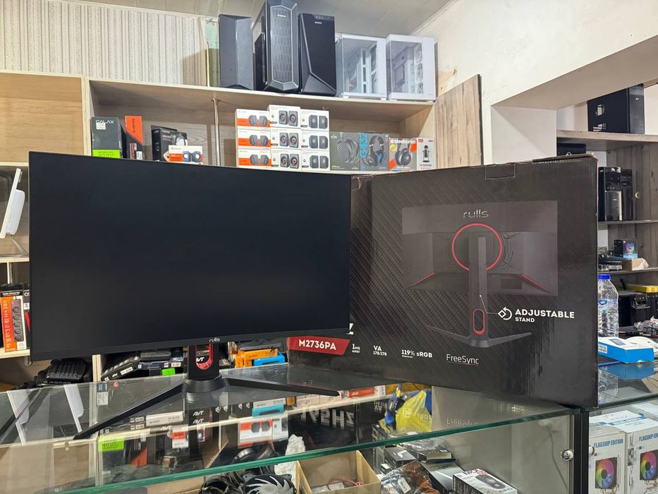 Rulls 27" Curved 165hz sRGB!