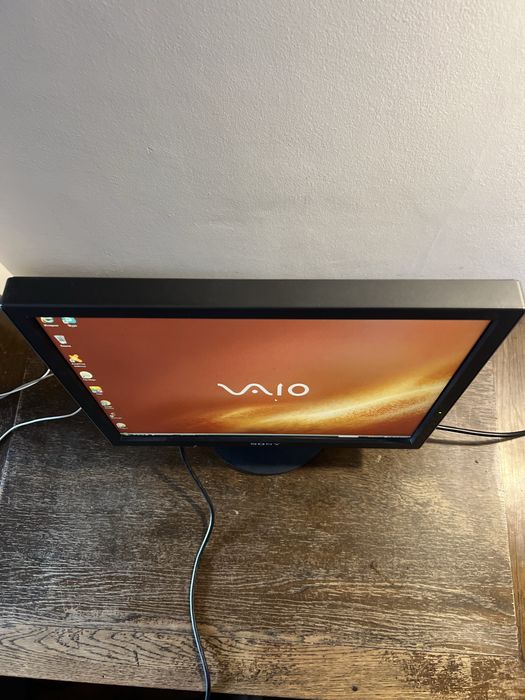 Монитор Sony SDM-S95A