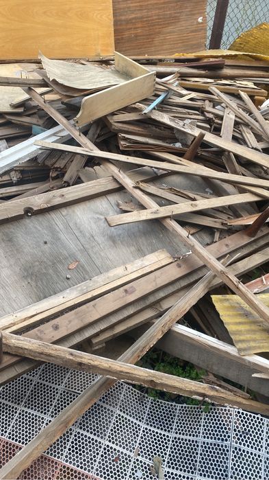 Дерево , Рейки , деревянные , для топки для ремонта
