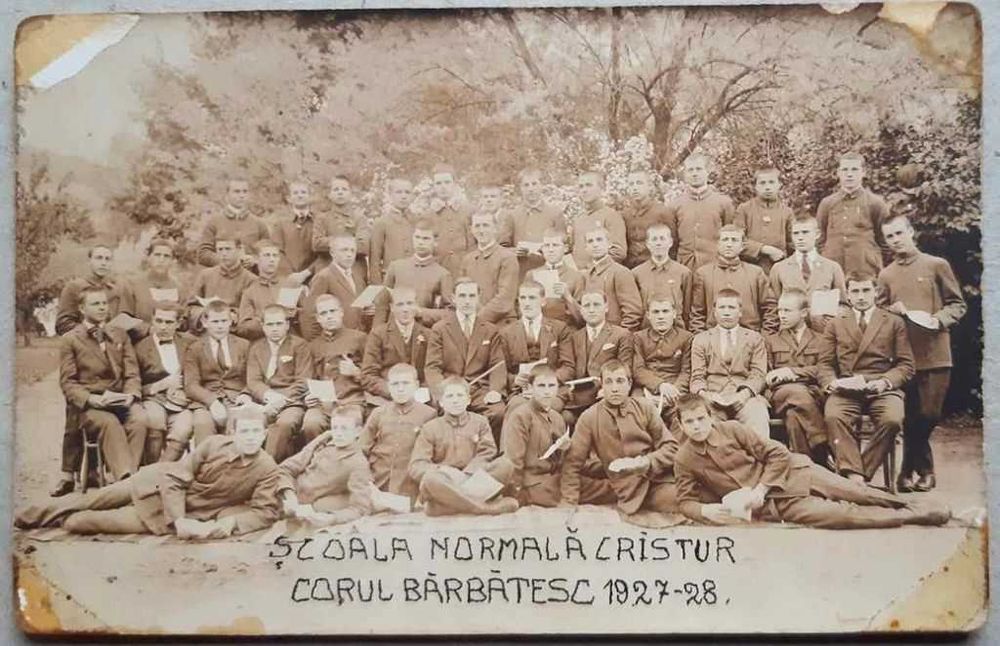 CORUL BĂRBĂTESC al Școlii normale din Cristur 1927-1928
