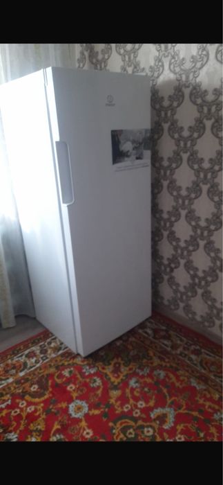 Морозильник в хорошем состоянии