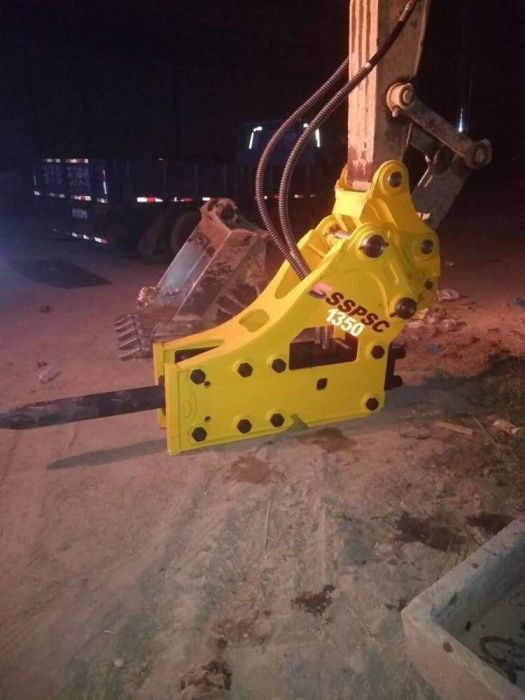 Гидромолот