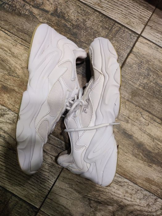 Дамски маратонки FILLA