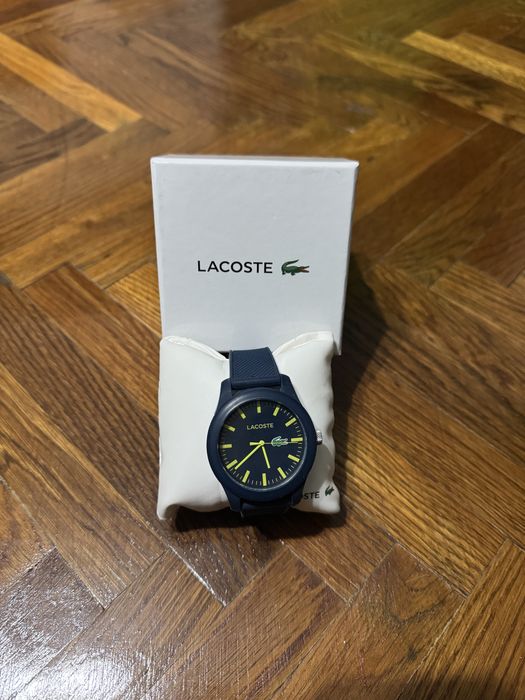 Vând ceas Lacoste