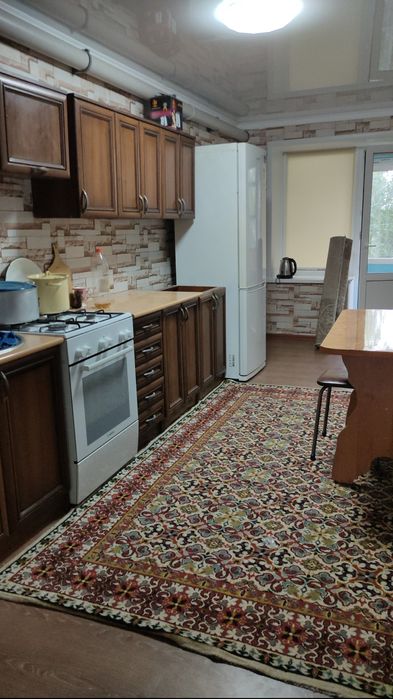 Продам трех ком квартиру район ПТШ