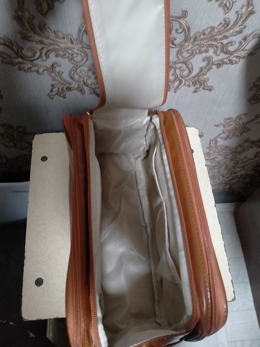 Косметичка  объемная