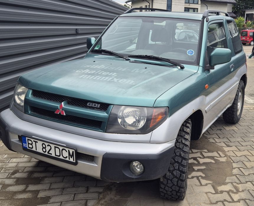 MITSUBISHI Pajero Pinin