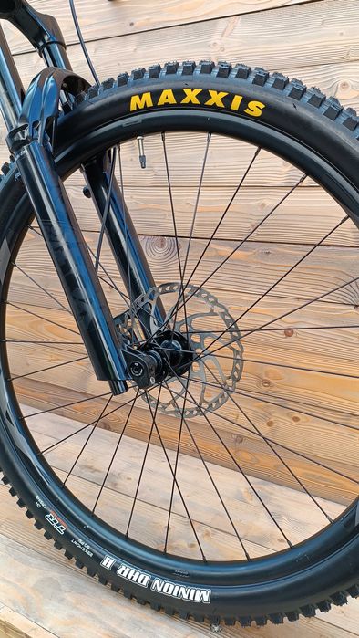 Bicicleta noua GIANT REIGN, FOX gri 29"