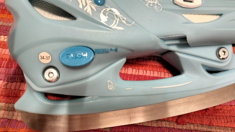 Коньки 34-37 разм