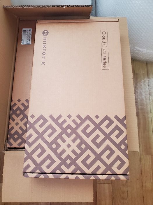 Маршрутизатор MicroTik CCR2116-12G-4S+