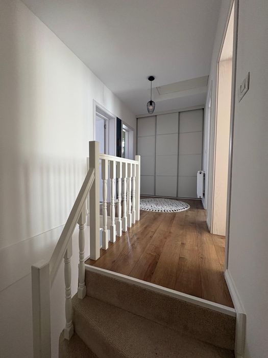 Casa tip duplex de vanzare