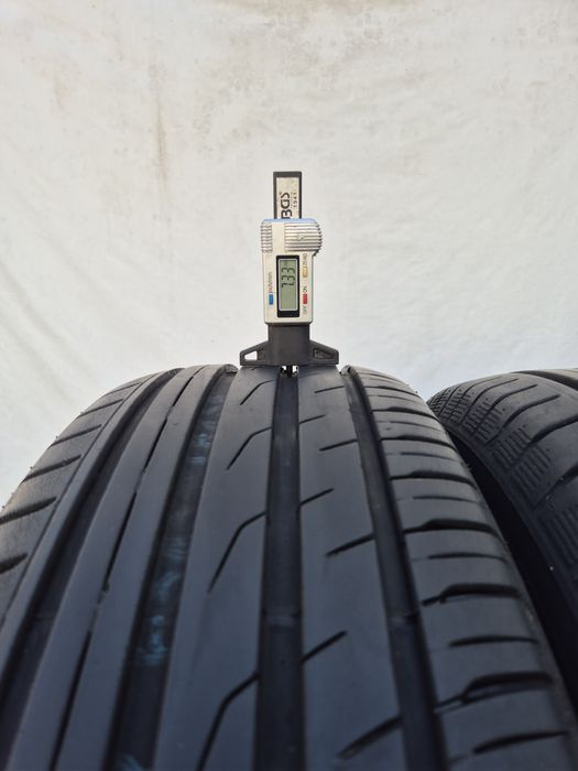 4бр 215 70 16 Toyo летни 21г