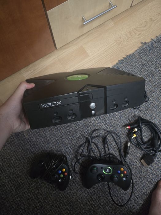 Consola Xbox Clasic si Manete