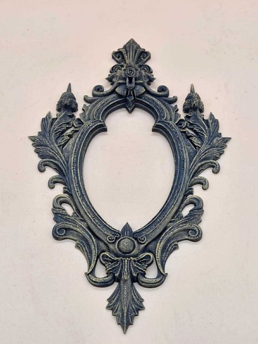 Ramă decorativă 3D – design modern și elegant