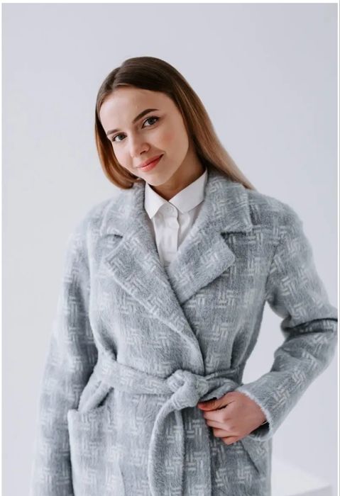 Пальто весна-осень 44 рр