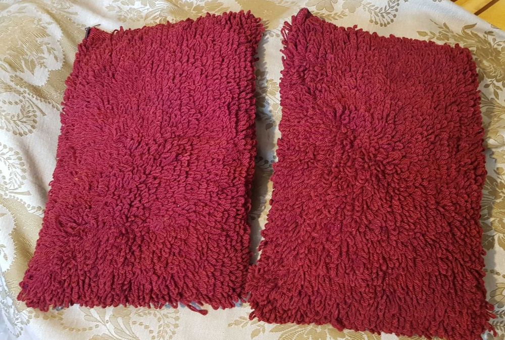 Продавам нови вълнени китеник с 2 възглавници ръчна изработка