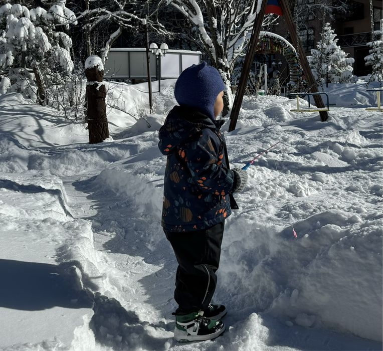 Продам детский комбинезон от рейма на 2-3 года