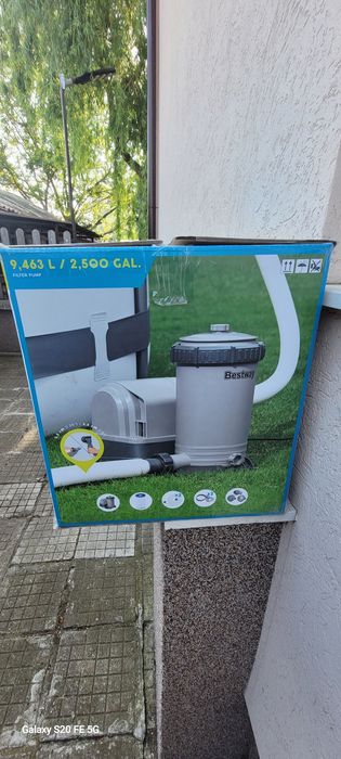 Помпа за басейн BESTWAY - 9.463 L/ 2.500 AL