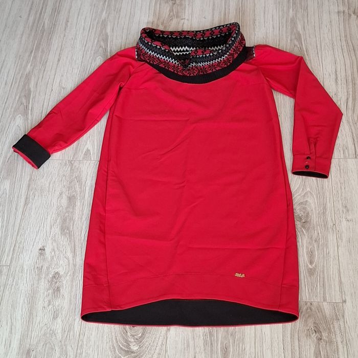 Спортно-елегантна рокля - M