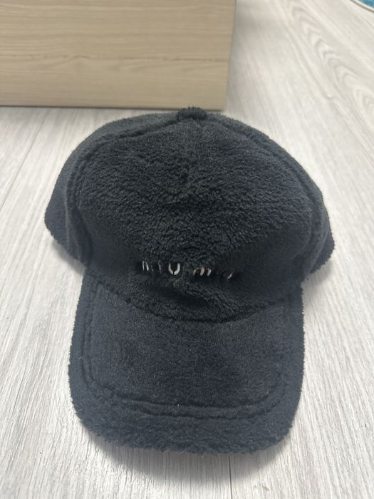 sapca miu miu puf