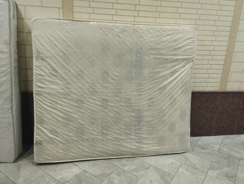 Матрас 210х180 и 200х90