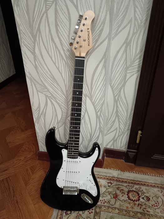 Электрогитара Rockdale