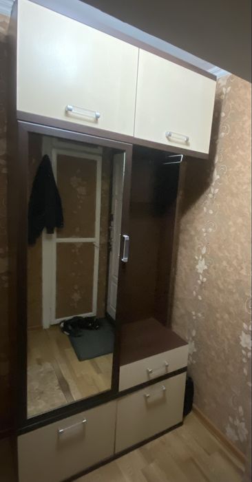 Шкаф у прихожой!