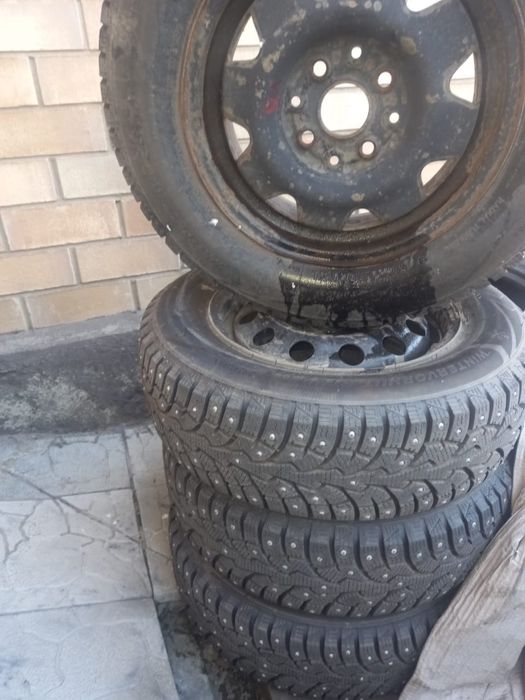 Продам шины с дисками