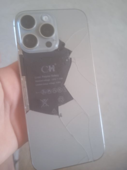 iPhone 16 pro max luxcopy aybi ekrani singan orqasi singan