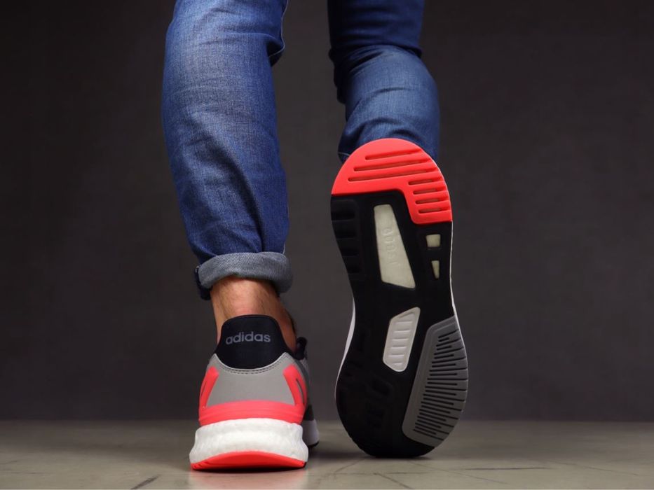 Ежедневни спортни маратонки Adidas Nebzed Super BOOST