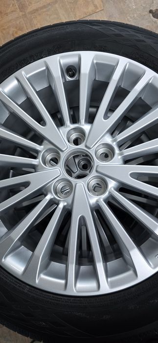 Новые камри 80 диски с шинами