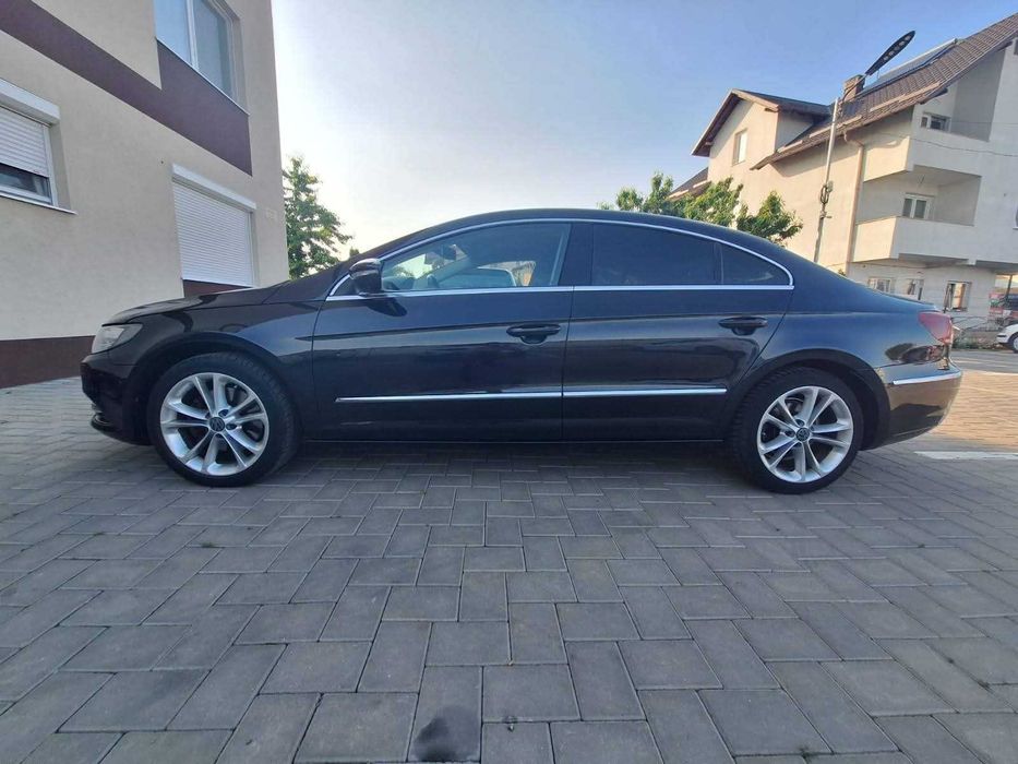 Auto Volkswagen CC