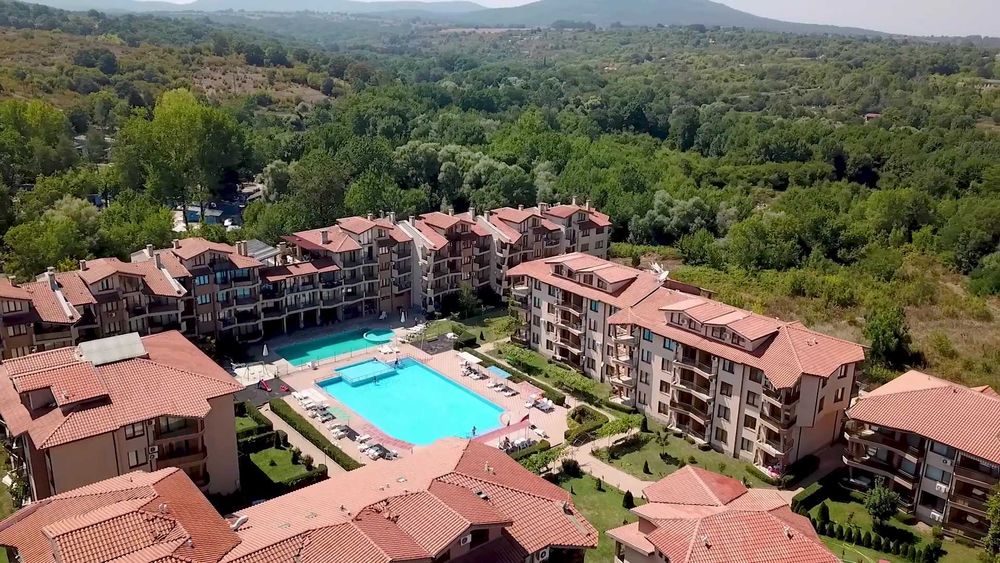 Продава се Четиристаен апартамент в Царево - 105 кв.м за 811 €/кв.м - Снимка #23