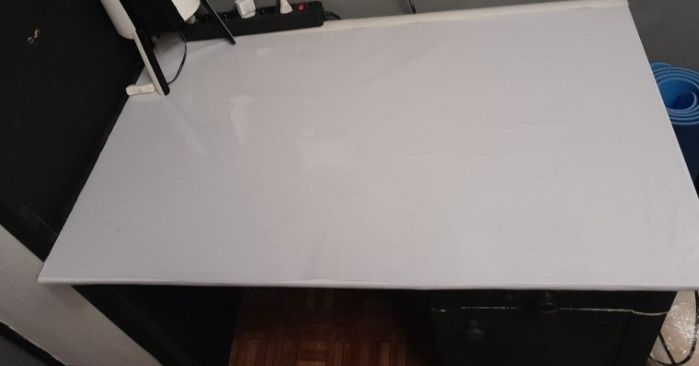 Стол компьютерный !