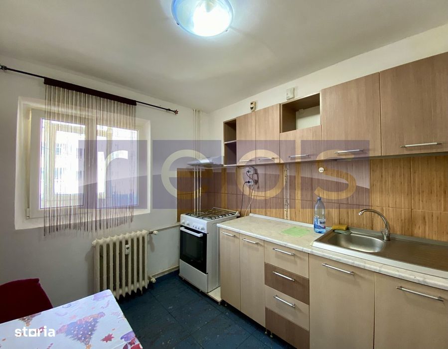 De Vanzare Apartament 2 Camere Decomandat | Zona Sebastian