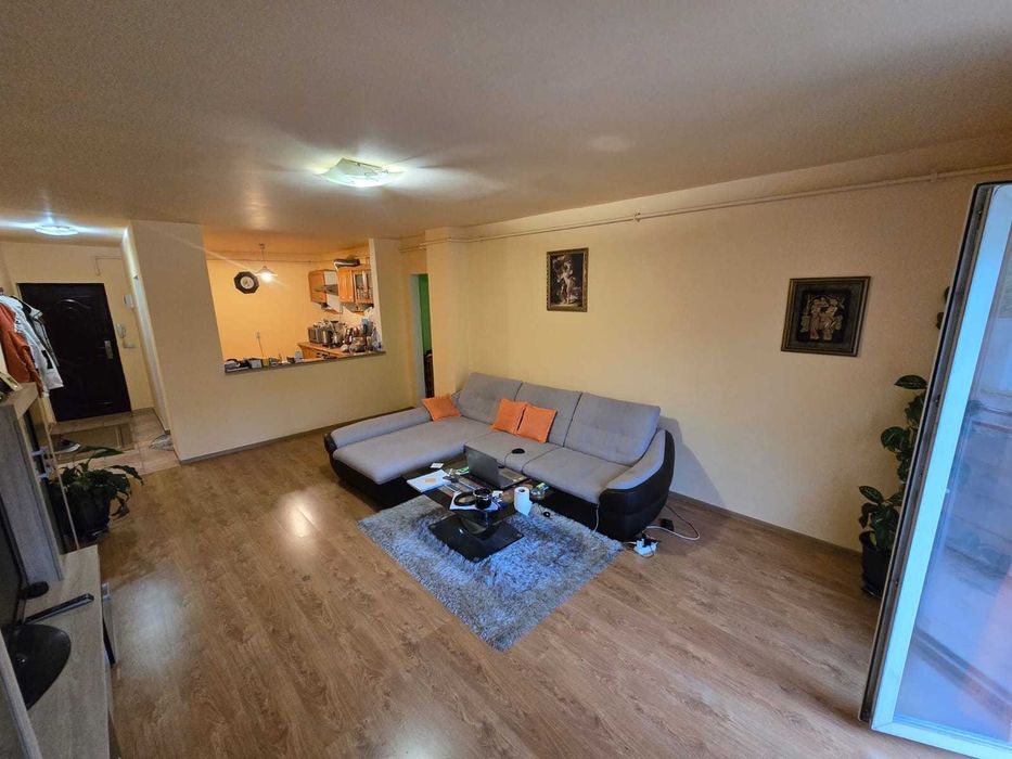 Apartament doua camere decomandat et 2 Strand 2