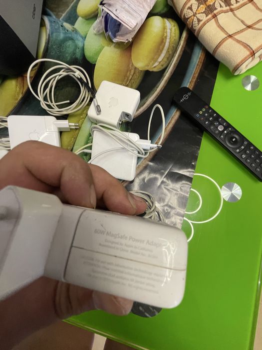 Зарядни Apple macbook