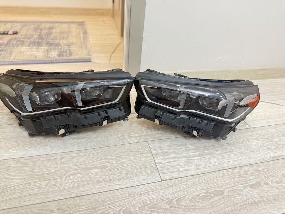 Фары,оригинал с блоками Bmw G60 без ремонта