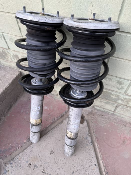 Передняя стойка на бмв е39 540